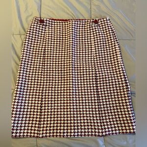 MaxMara Burgundy and White Houndstooth Pencil Skirt